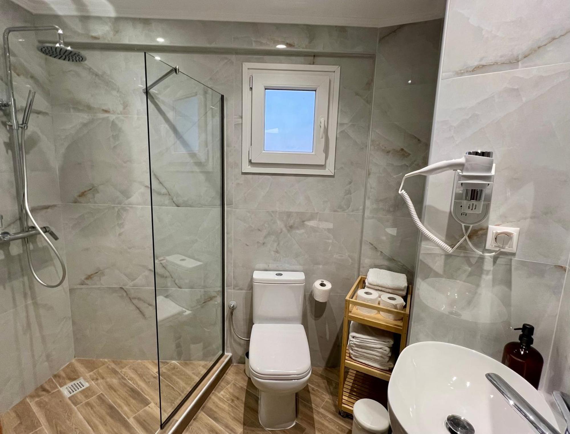Sapphire View Skg Apartment Thessaloníki Ngoại thất bức ảnh