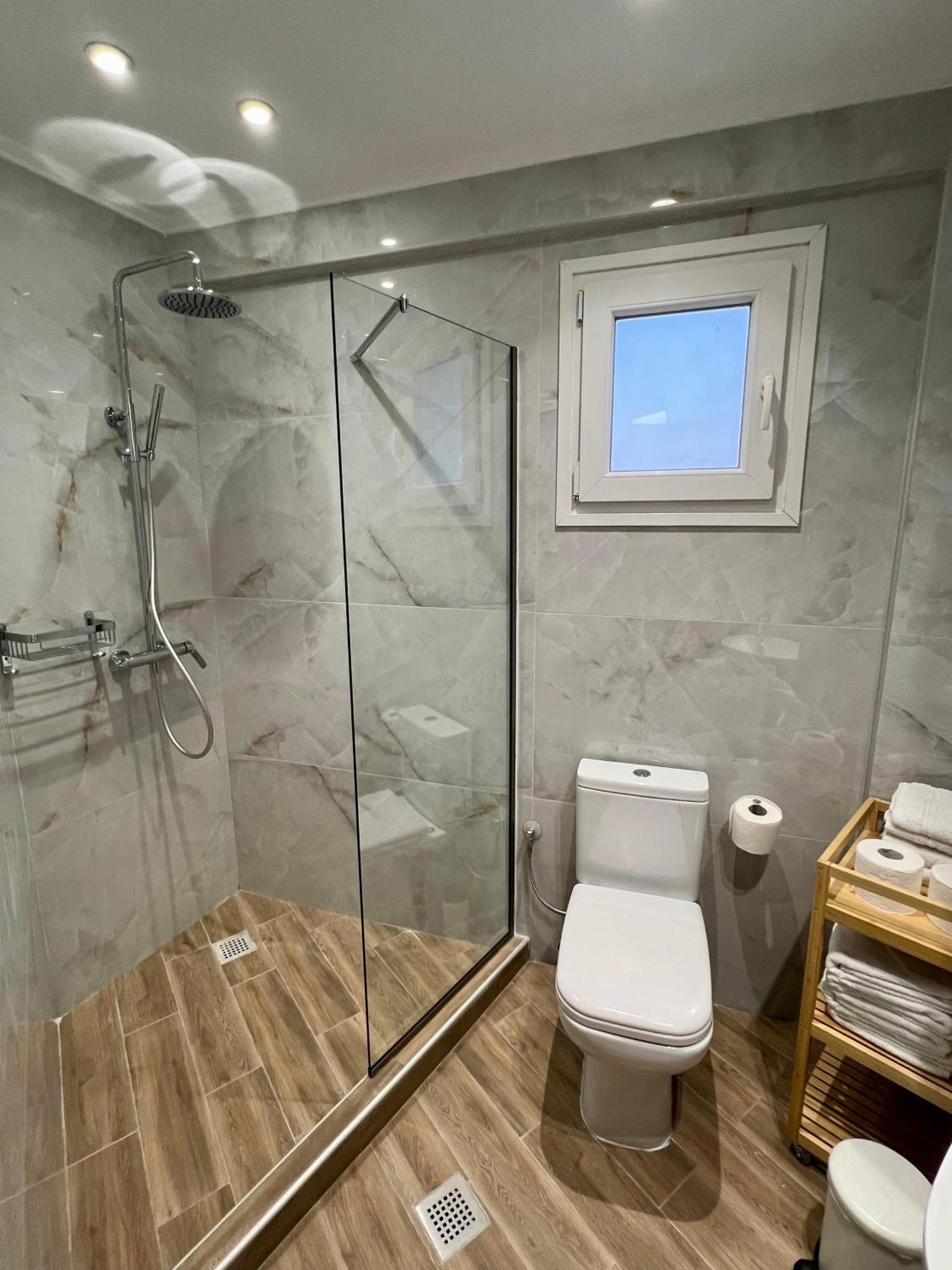 Sapphire View Skg Apartment Thessaloníki Ngoại thất bức ảnh